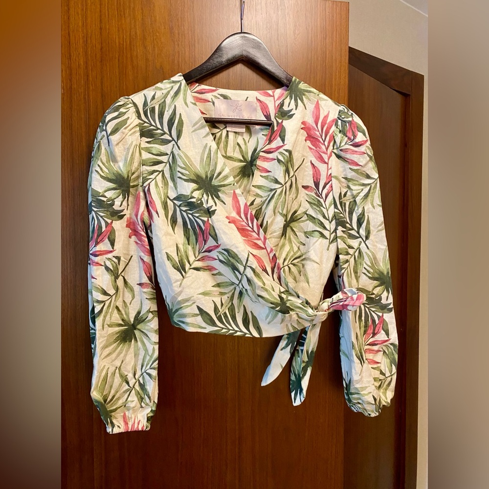 Gal Meets Glam Stevie Tropical Floral Linen Top Size 4 Palm Fronds
